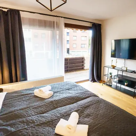 Immostay #3 - Mit Grossem Balkon, Parkplatz & Wlan- Naehe Zentrum Bremen